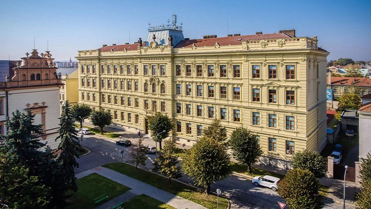 Virtuální prohlídka Gymnázia Jiřího Wolkera