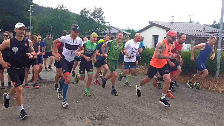 Duatlon ve Stražisku: během jízdy na kole to bylo na šnorchl