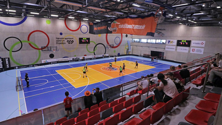 Národní sportovní centrum Prostějov hostilo výběrový florbalový Peaches kemp Selected