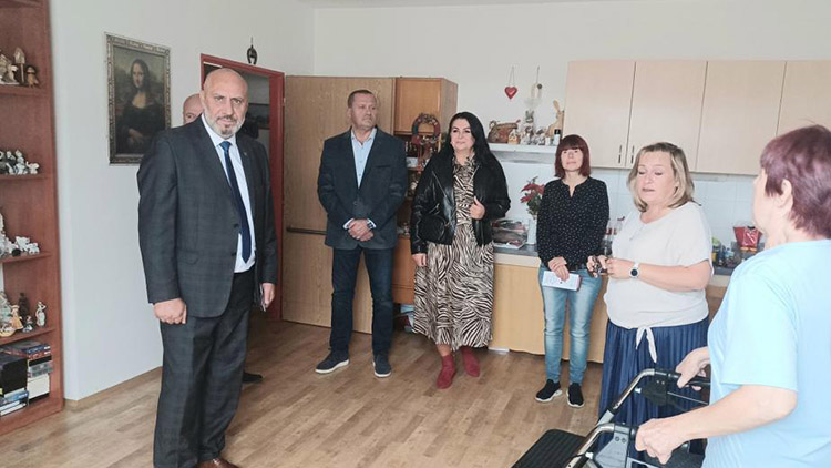 Den otevřených dveří na Daliborce  nabídl pohled do života Charity