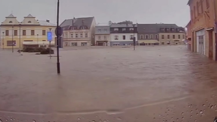 Pozemní záchrany přímo z kabiny hasičské cisterny