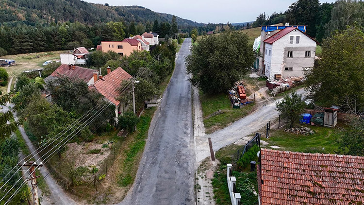 Silnice z Konice do Křemence  SE UZAVÍRÁ!